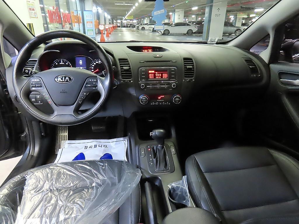 기아 K3 1.6 VGT 트렌디 이미지 10