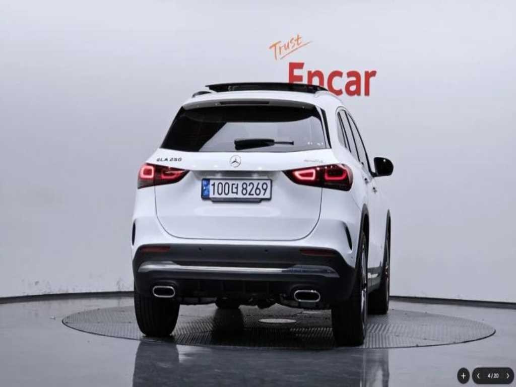 벤츠 GLA 클래스 GLA클래스 H247 GLA250 4MATIC 이미지 4