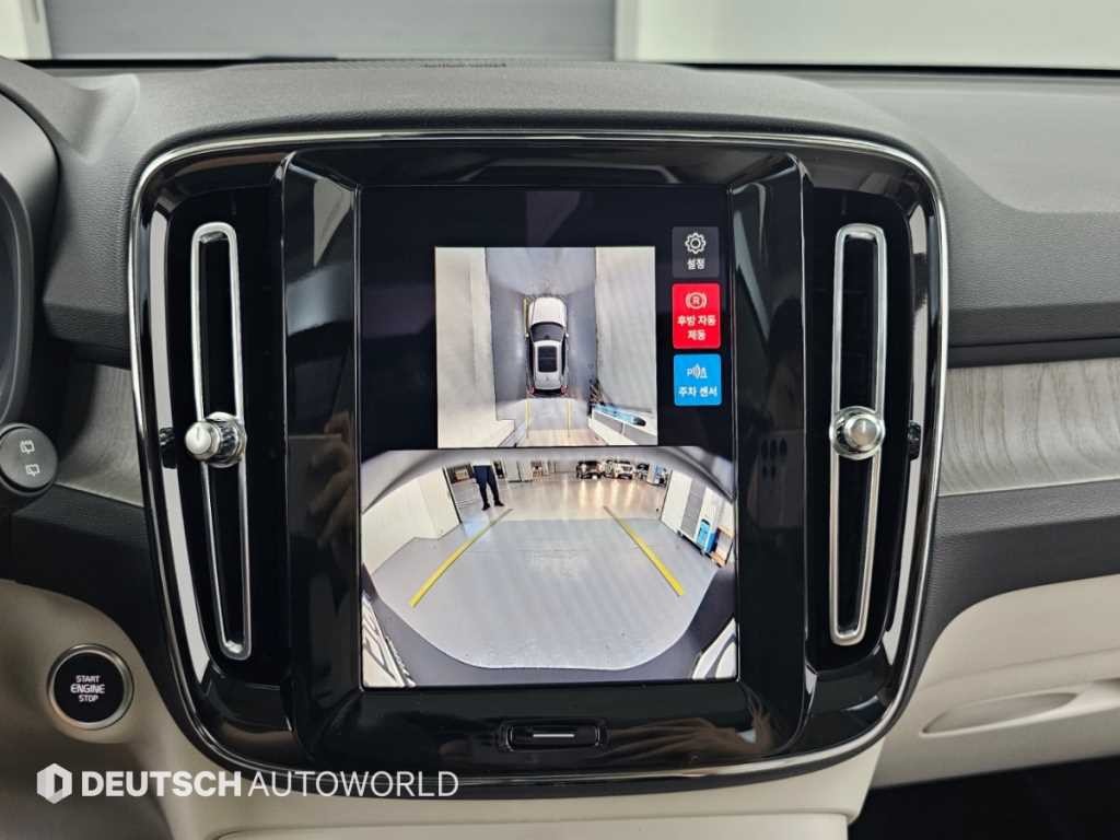 볼보 XC40 B4 AWD 울트라 브라이트 이미지 15