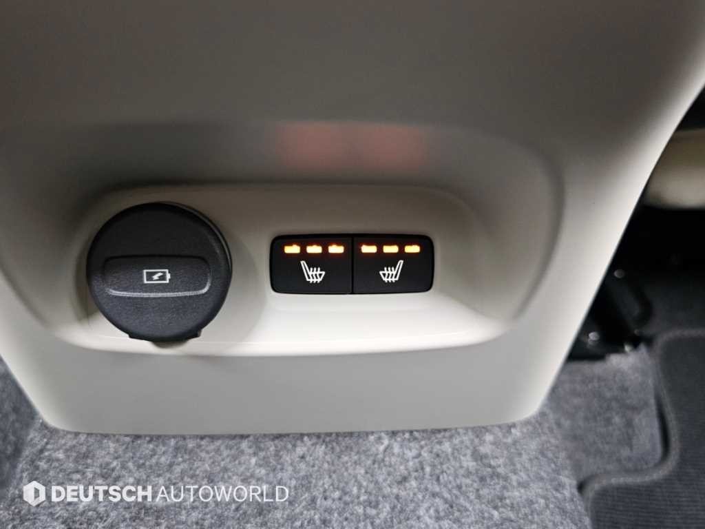 볼보 XC40 B4 AWD 울트라 브라이트 이미지 16