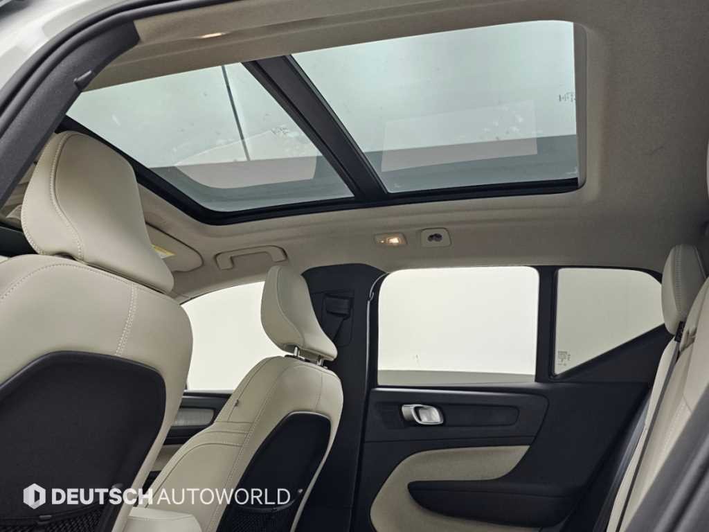 볼보 XC40 B4 AWD 울트라 브라이트 이미지 18