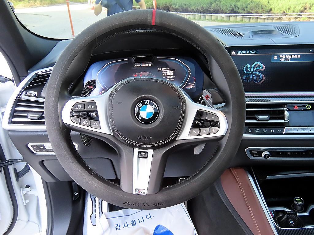 BMW X6 X6 (G06) M50i 이미지 8