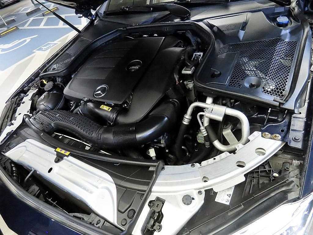 벤츠 C 클래스 C클래스 W205 C200 카브리올레 이미지 19