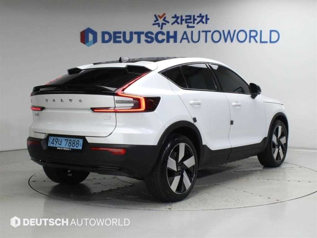 볼보 C40 리차지 트윈 얼티메이트 AWD 이미지 2