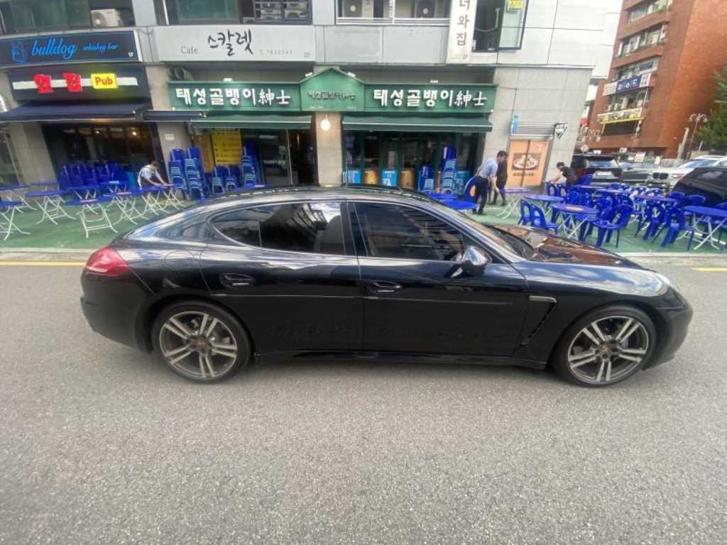 포르쉐 파나메라 3.6 AWD 이미지 2