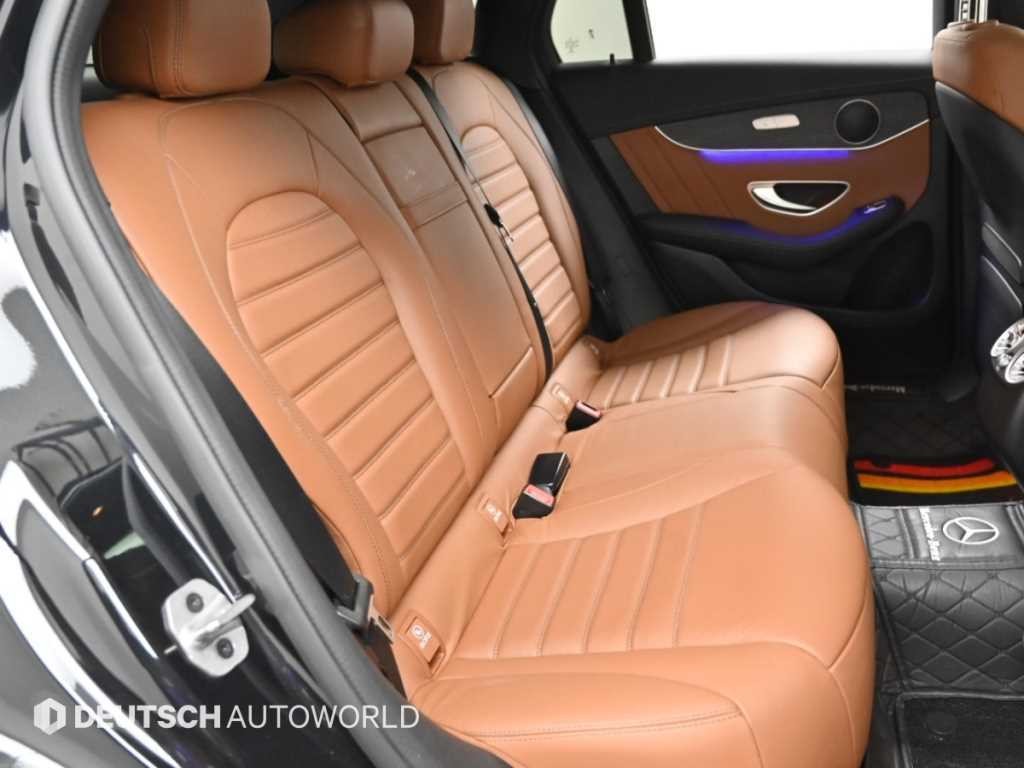 벤츠 GLC 클래스 GLC클래스 X253 GLC 300 4MATIC 쿠페 이미지 12