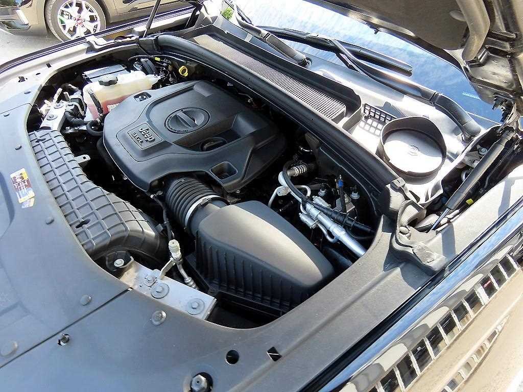 지프 체로키 그랜드 체로키(WL) 3.6 L 오버랜드 이미지 19