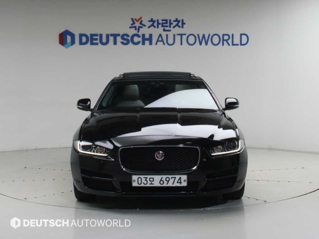 재규어 XE 2.0D 프레스티지 이미지 4