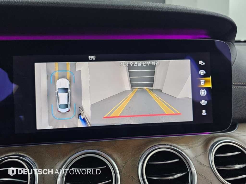 벤츠 E 클래스 E-클래스 W213 E300e 4MATIC 익스클루시브 이미지 15