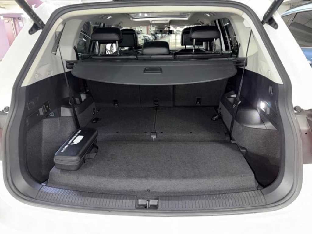 폭스바겐 티구안 티구안 올스페이스 2.0 TSI 프레스티지 이미지 17