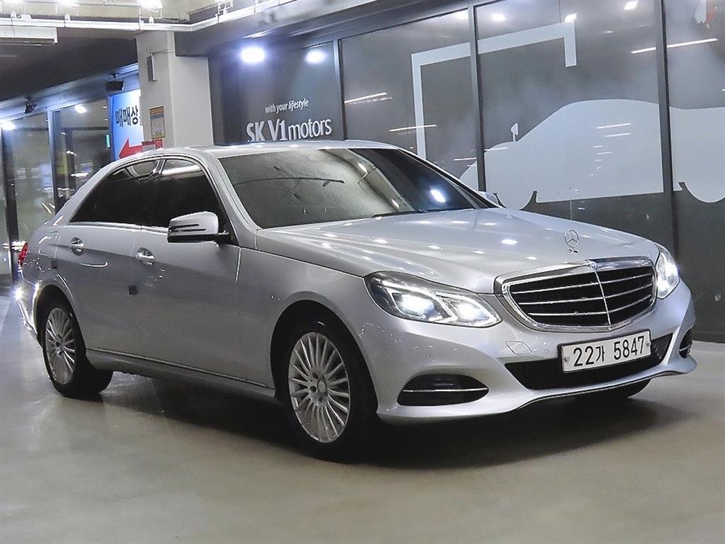 벤츠 E 클래스 E-클래스 W212 E300 아방가르드 이미지 1