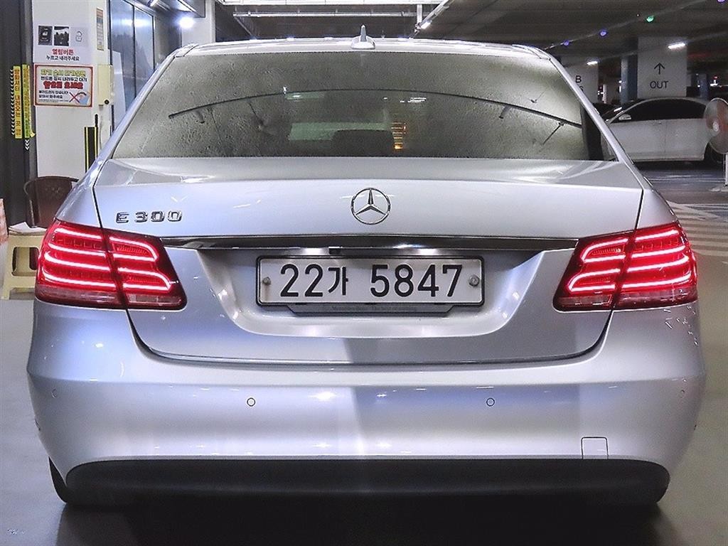 벤츠 E 클래스 E-클래스 W212 E300 아방가르드 이미지 5