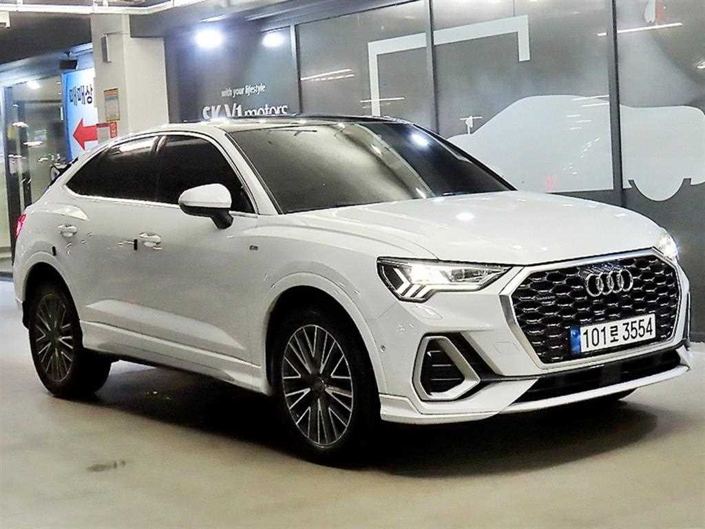 아우디 Q3 Q3 (F3) 40 TFSI 스포트백 콰트로 프리미엄 이미지 1