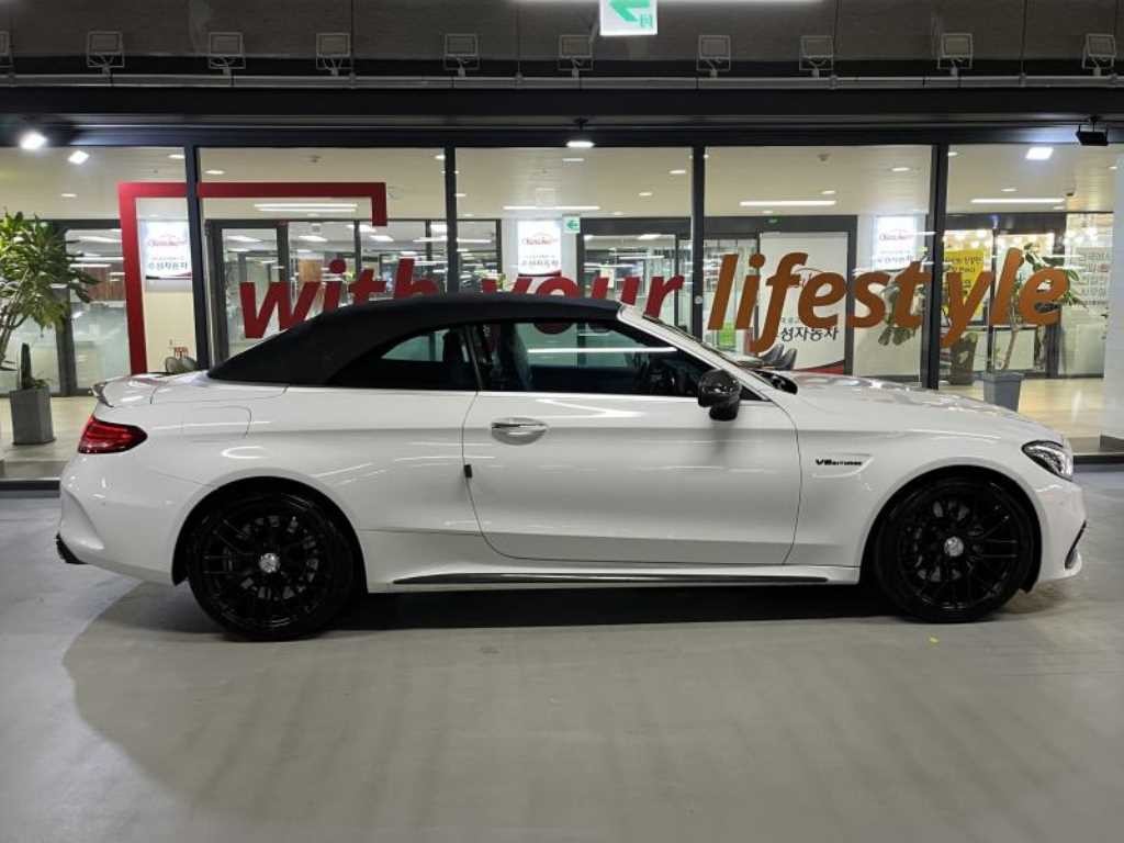 벤츠 C 클래스 C클래스 W205 C63 AMG 카브레올레 이미지 8