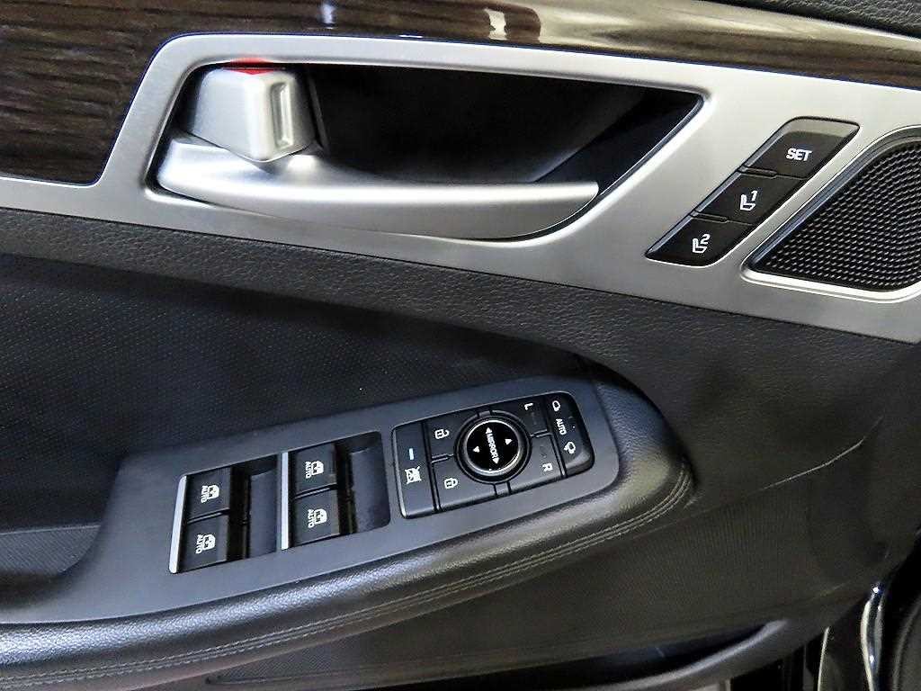 제네시스 G80 3.3 GDI AWD 럭셔리 이미지 13