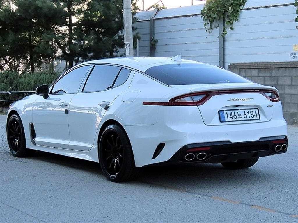 기아 스팅어 가솔린 3.3 터보 2WD GT 이미지 3