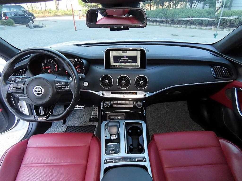 기아 스팅어 가솔린 3.3 터보 2WD GT 이미지 7
