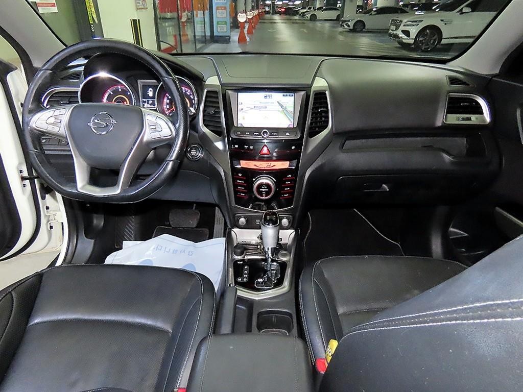 KG모빌리티(쌍용) 티볼리 디젤 2WD 1.6 LX 이미지 10