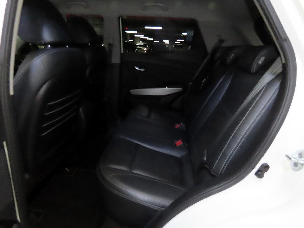 KG모빌리티(쌍용) 티볼리 디젤 2WD 1.6 LX 이미지 7