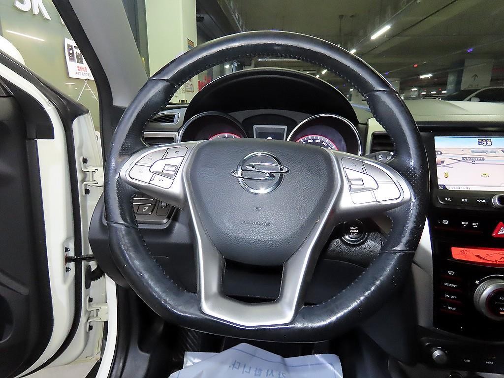 KG모빌리티(쌍용) 티볼리 디젤 2WD 1.6 LX 이미지 8