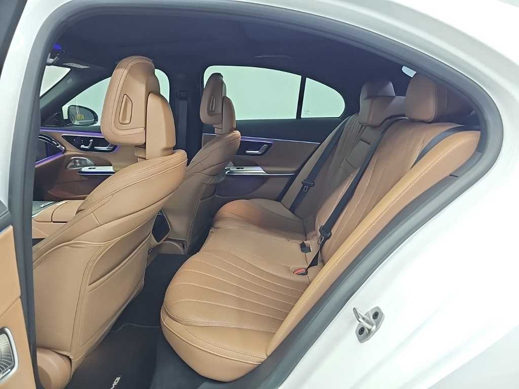 벤츠 E 클래스 E-클래스 W214 E300 4MATIC AMG Line 이미지 12