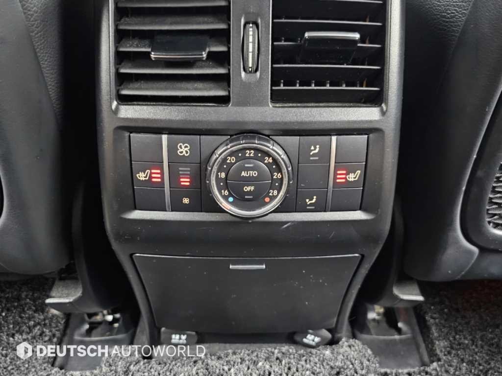 벤츠 GLE 클래스 GLE 클래스 W166 GLE 350 d 4MATIC 쿠페 이미지 16