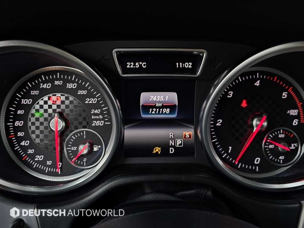 벤츠 GLE 클래스 GLE 클래스 W166 GLE 350 d 4MATIC 쿠페 이미지 8