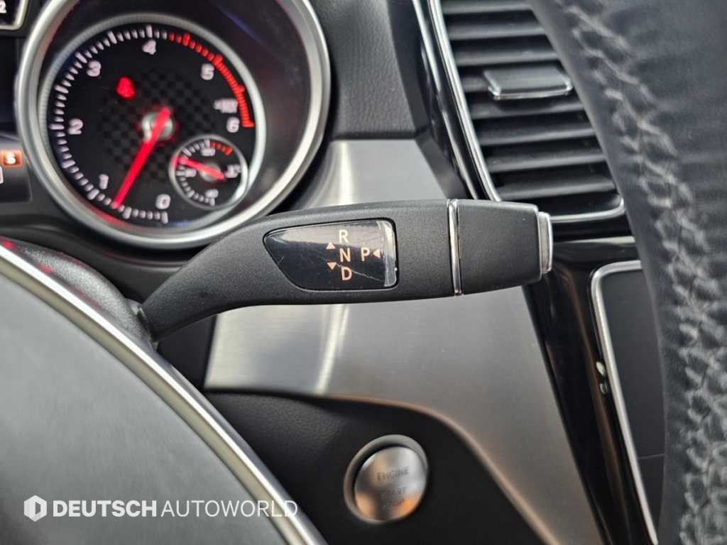 벤츠 GLE 클래스 GLE 클래스 W166 GLE 350 d 4MATIC 쿠페 이미지 9