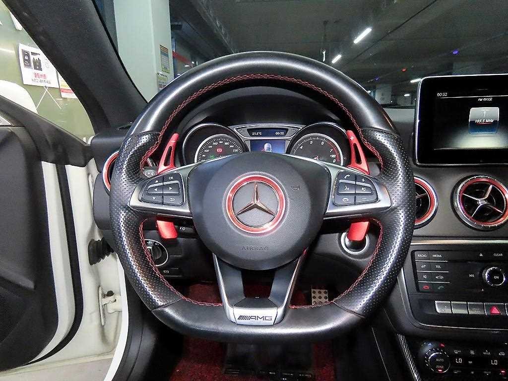 벤츠 CLA 클래스 CLA클래스 CLA 220 AMG LINE 이미지 8