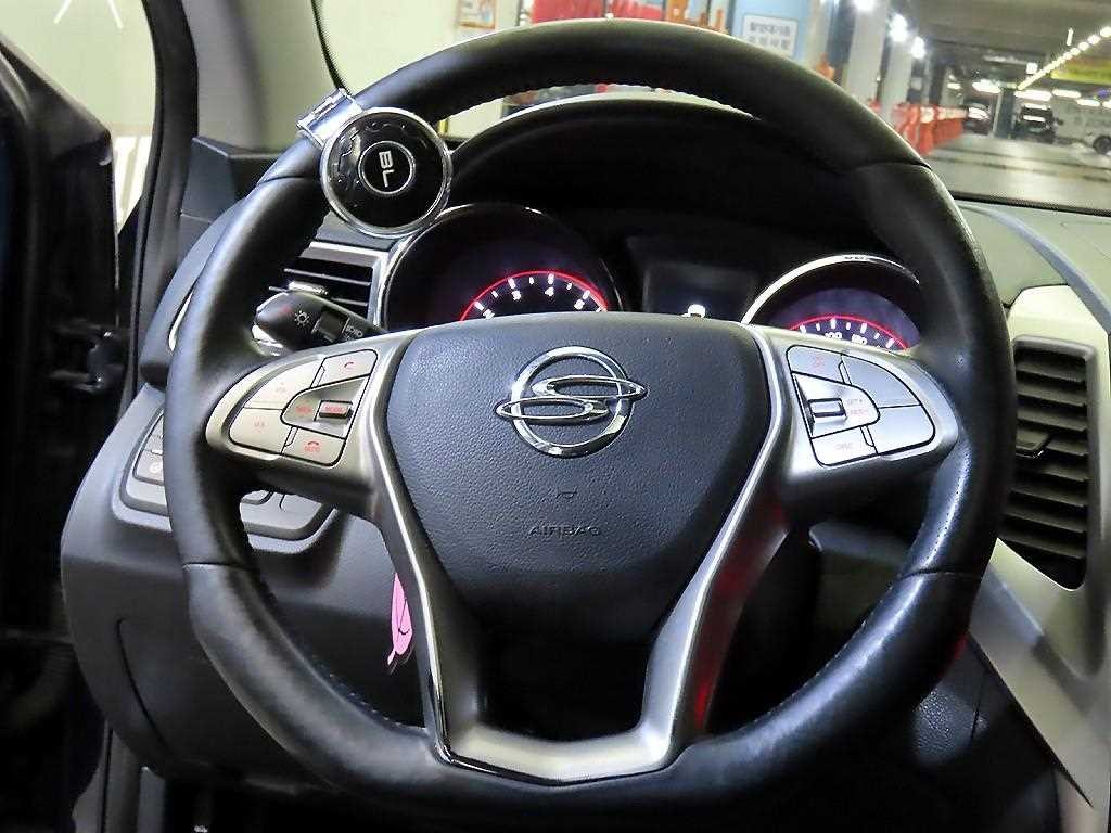 KG모빌리티(쌍용) 티볼리 가솔린 2WD 1.6 LX 이미지 8