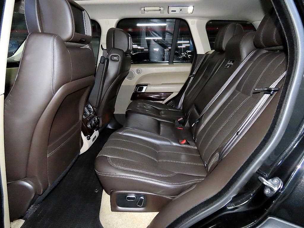 랜드로버 레인지로버 레인지로버 4세대 3.0 TDV6 VOGUE SE 디젤 이미지 7