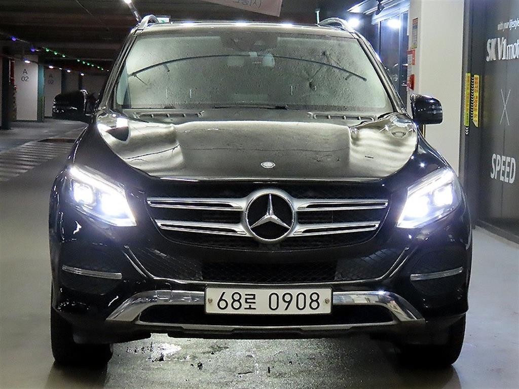 벤츠 GLE 클래스 GLE 클래스 W166 GLE 250 d 4MATIC 이미지 2