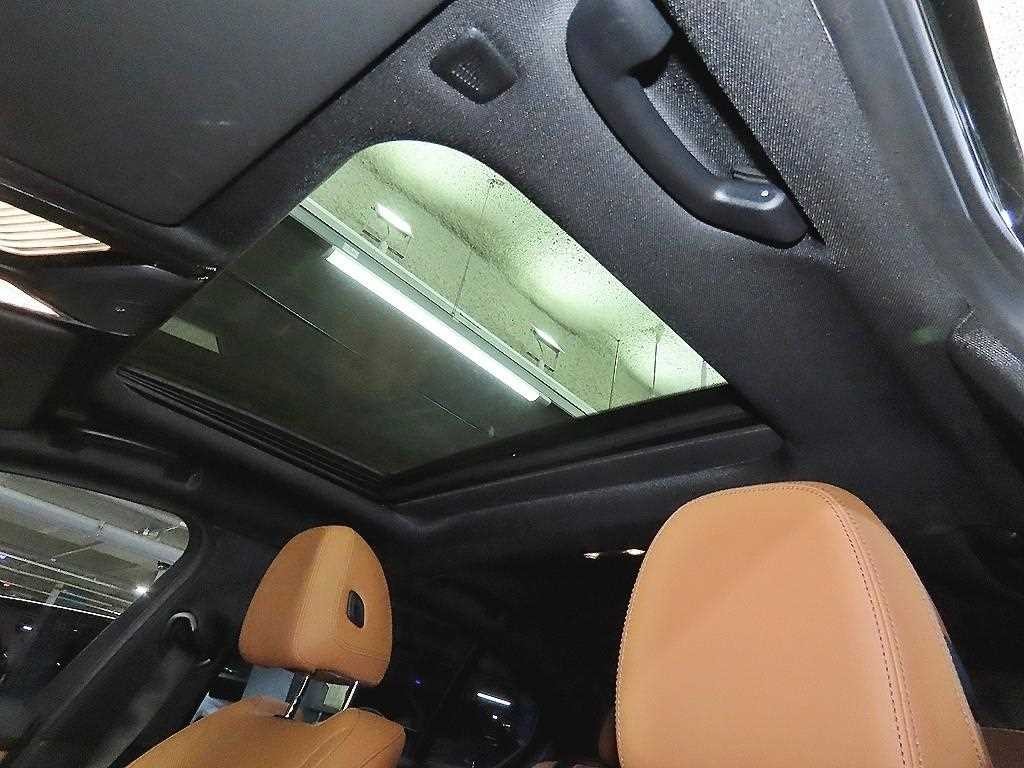 BMW 3시리즈 3시리즈 (G20) 320i 이미지 16
