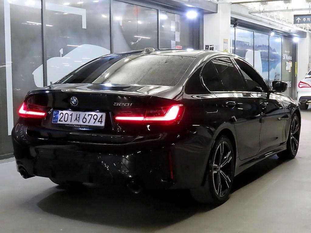 BMW 3시리즈 3시리즈 (G20) 320i 이미지 4