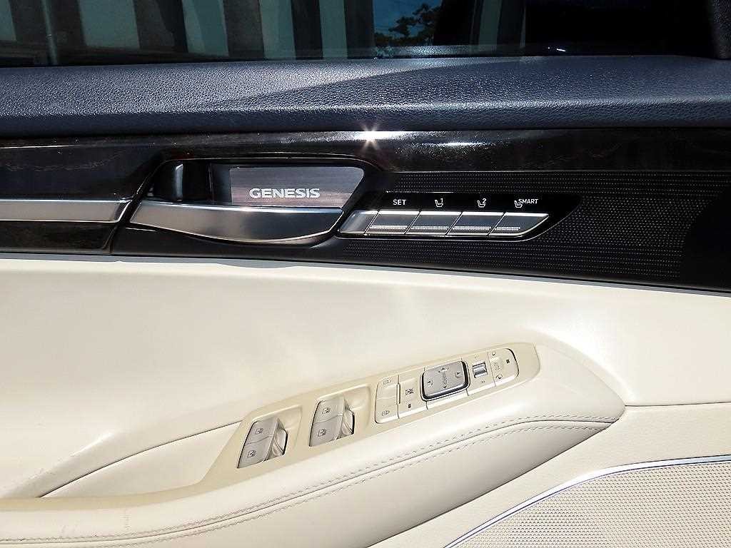 제네시스 EQ900 3.8 GDI AWD 프리미엄 럭셔리 이미지 12