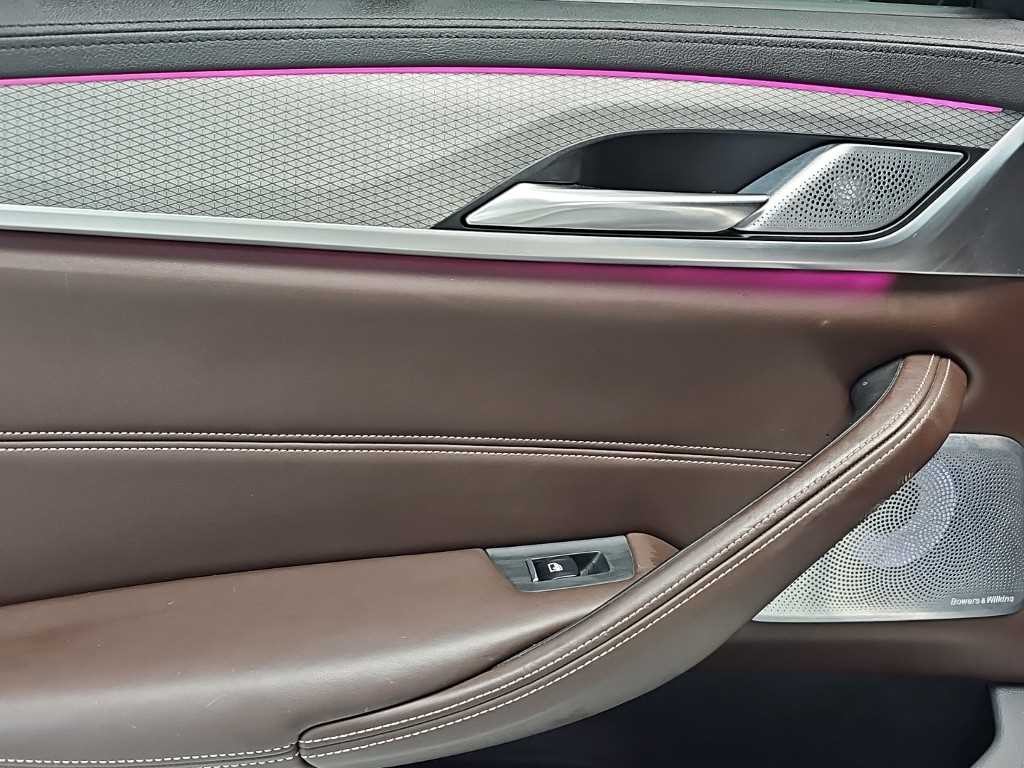 BMW 5시리즈 5시리즈 (G30) M550d xDrive 이미지 12