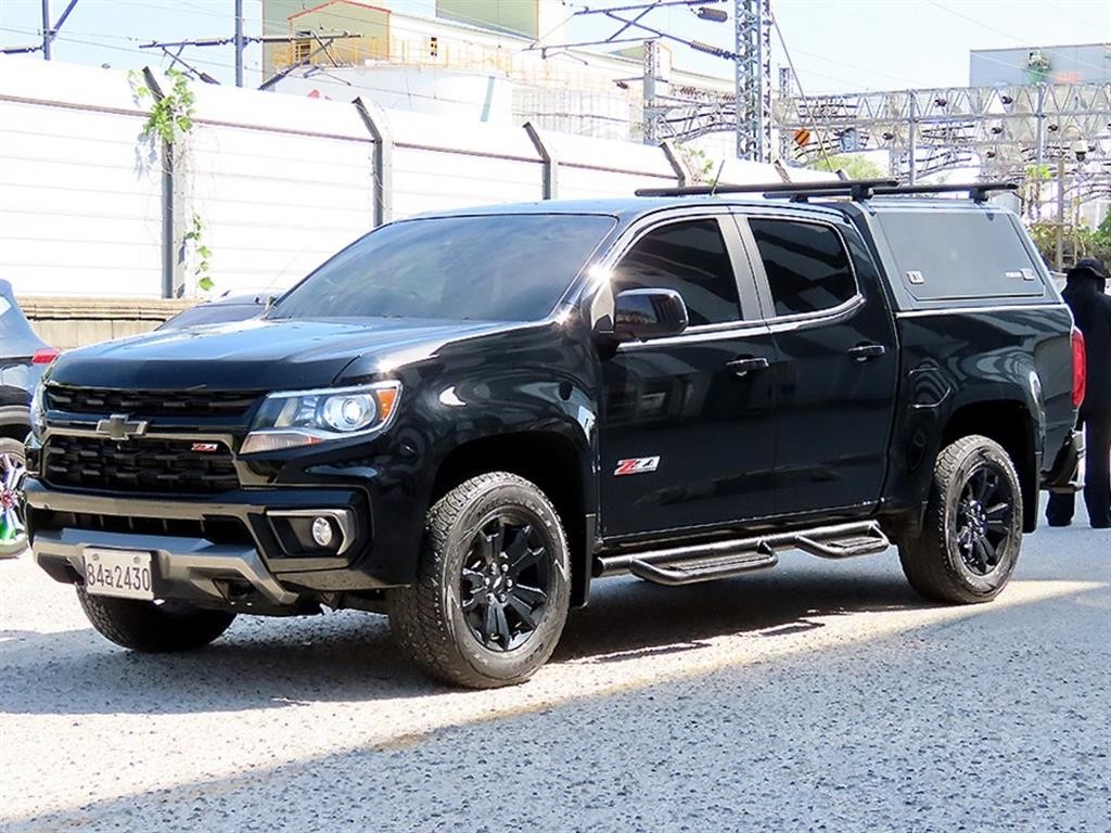 쉐보레 콜로라도 리얼 뉴 콜로라도 3.6 Z71-X 미드나잇 4WD 이미지 2