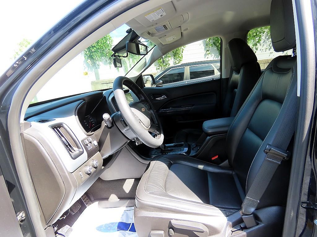 쉐보레 콜로라도 리얼 뉴 콜로라도 3.6 Z71-X 미드나잇 4WD 이미지 5