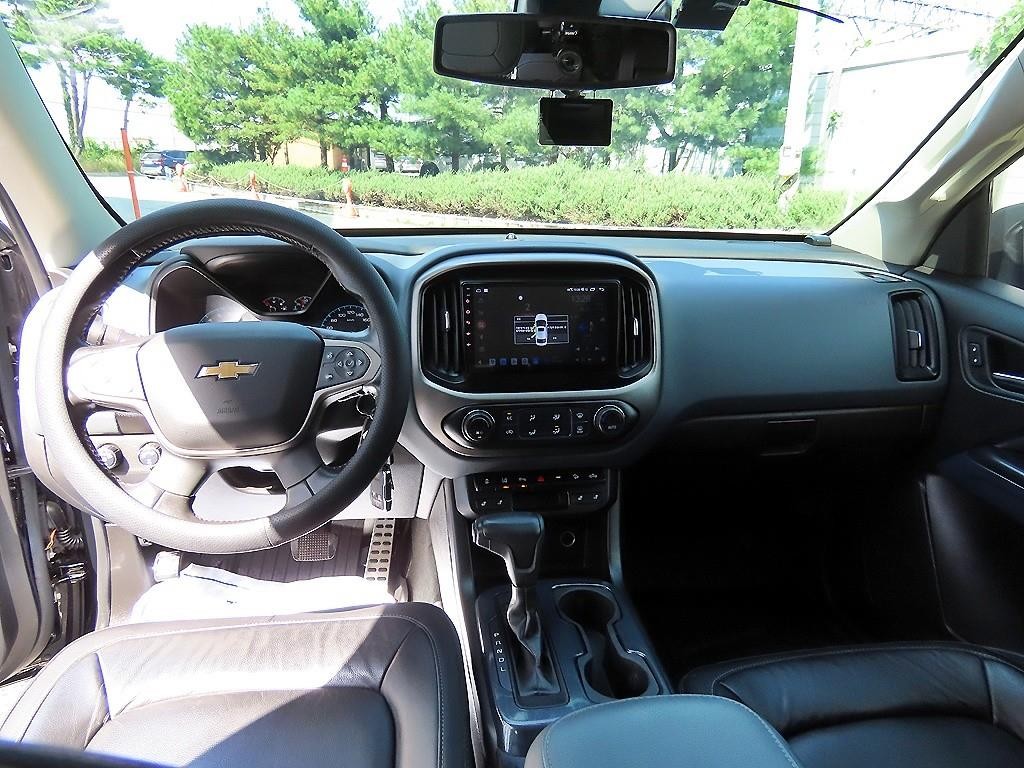 쉐보레 콜로라도 리얼 뉴 콜로라도 3.6 Z71-X 미드나잇 4WD 이미지 7