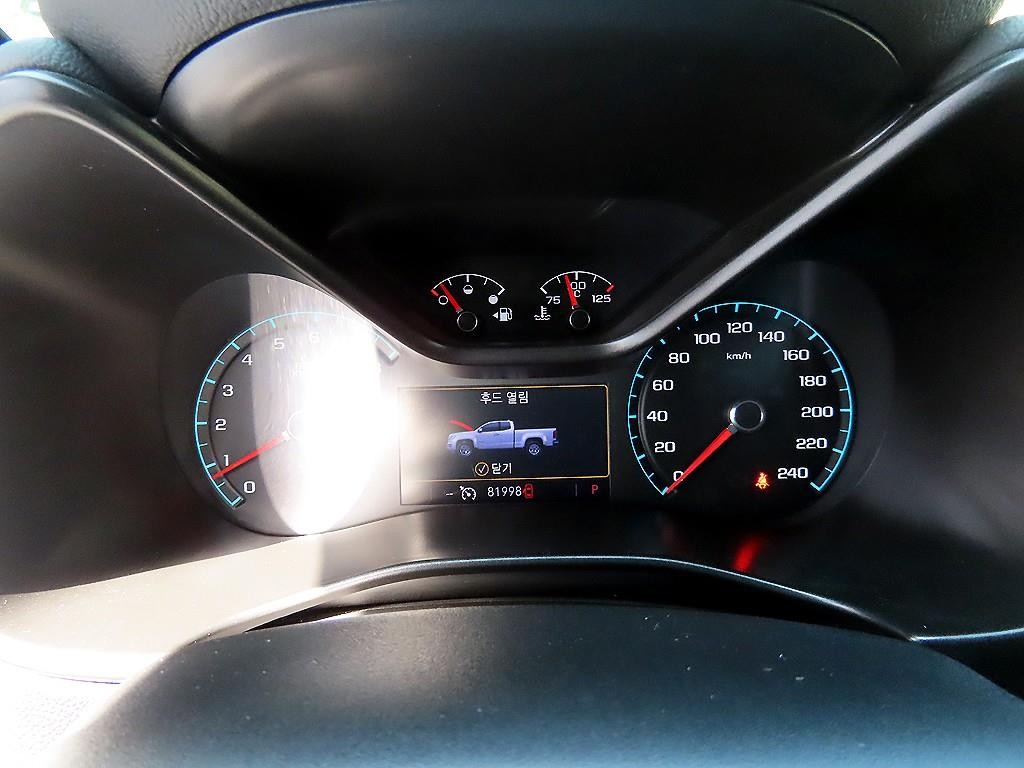 쉐보레 콜로라도 리얼 뉴 콜로라도 3.6 Z71-X 미드나잇 4WD 이미지 9