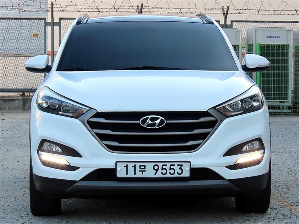 현대 투싼 올뉴투싼 디젤 1.7 2WD 모던 피버 이미지 1