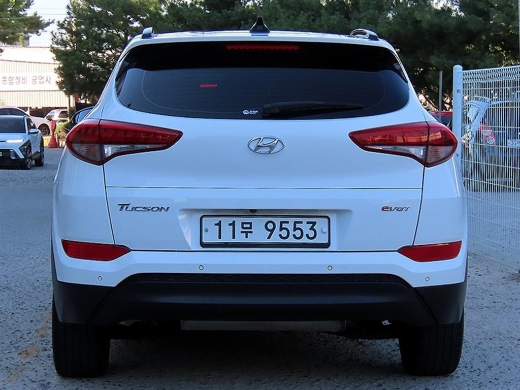 현대 투싼 올뉴투싼 디젤 1.7 2WD 모던 피버 이미지 4