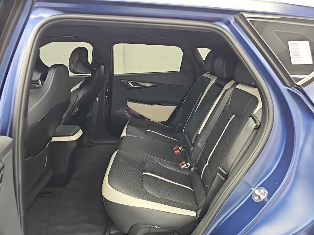 기아 EV6 더 뉴 EV6 롱레인지 2WD GT 라인 이미지 12