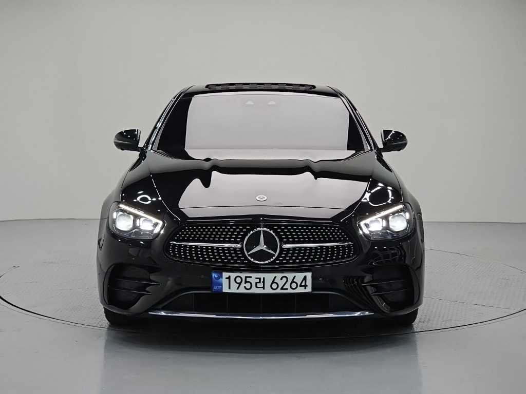 벤츠 E 클래스 E-클래스 W213 E220d 4MATIC AMG라인 이미지 2