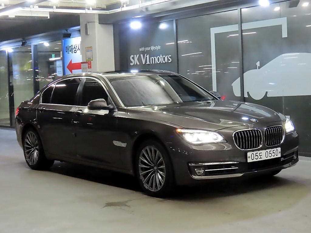 BMW 7시리즈 7시리즈 (F01) 750 Li xDrive 이미지 1