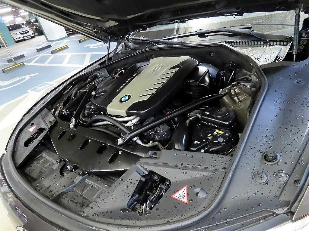 BMW 7시리즈 7시리즈 (F01) 750 Li xDrive 이미지 19