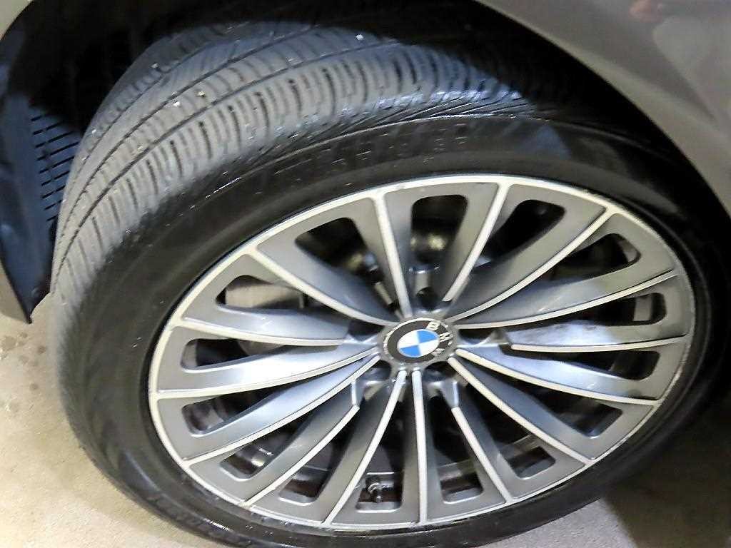 BMW 7시리즈 7시리즈 (F01) 750 Li xDrive 이미지 20
