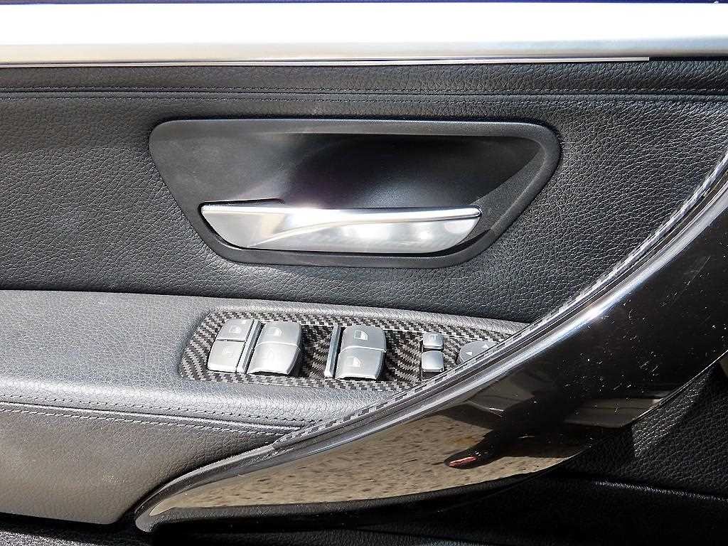 BMW 그란투리스모 3시리즈 GT (F34) GT 320D 럭셔리 이미지 11