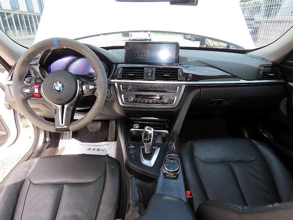 BMW 그란투리스모 3시리즈 GT (F34) GT 320D 럭셔리 이미지 7