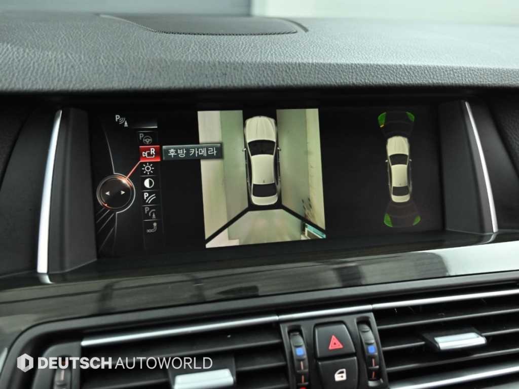 BMW 5시리즈 5시리즈 (F10) 528i xDrive 이미지 15